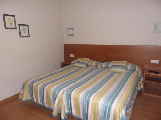 Pension Restaurante La Bombilla - Housity