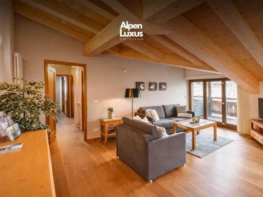 AlpenLuxus presents ALPENNEST - Sauna & Car Park - Housity