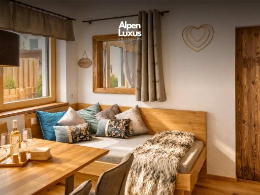 AlpenLuxus presents VERONIKAS Relax & Family Suite - Sun Terrace and Car Park - Housity