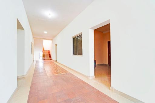 OYO KS Comfort - Housity