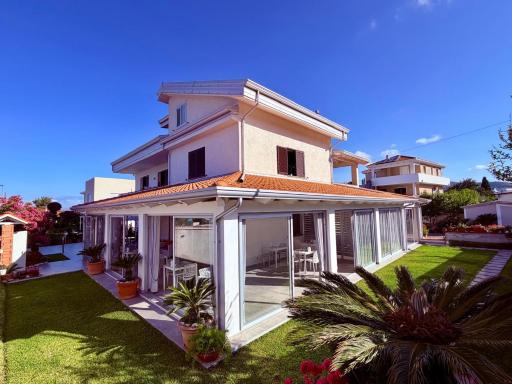 InVilla Bed&Breakfast - Quality Rooms - Housity