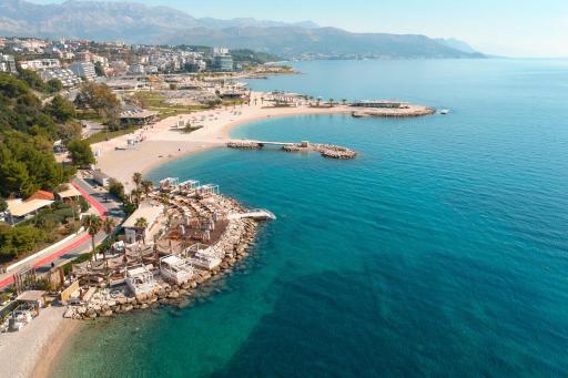 Radisson Blu Resort & Spa - Housity