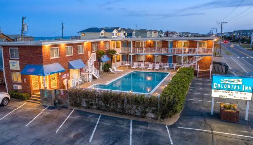 Colonial Inn - Housity