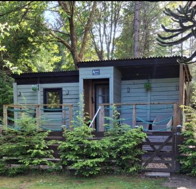 The Cabin, Stronua. A beautiful 1 bedroom cabin. - Housity