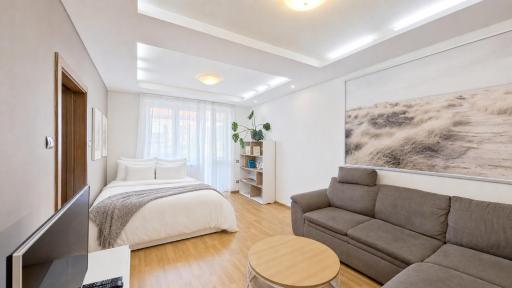 2BR APT with free garage parking, close to the historic centre - Hizvo