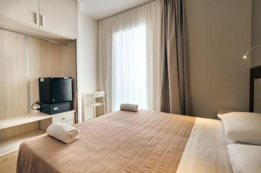 Hotel Bettina - Housity