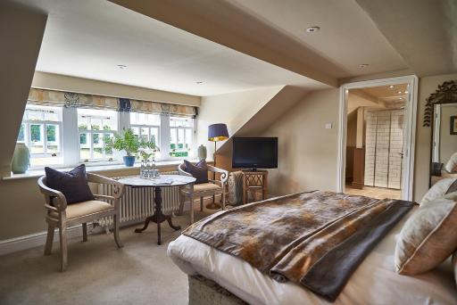 Plough Inn - Housity