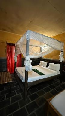 Sunbright Campsite - Housity