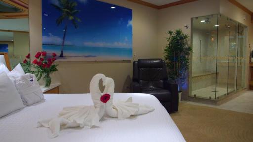 Sybaris Pool Suites Northbrook - Adults Only - Housity