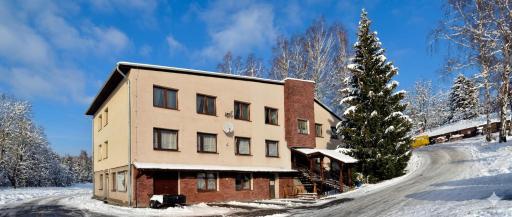 Penzion Horalka - Housity
