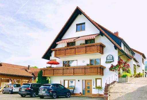 Gästehaus Central - Housity