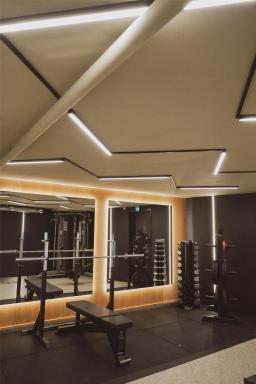 Best Western Plus John Bauer Hotel - Housity