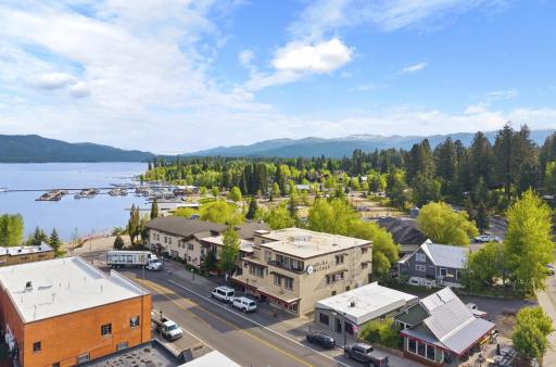 Hotel McCall - Housity