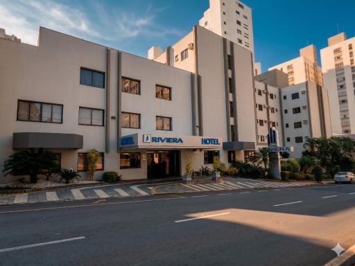 Hotel Riviera - Housity