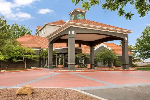 La Quinta by Wyndham Albuquerque West - Housity