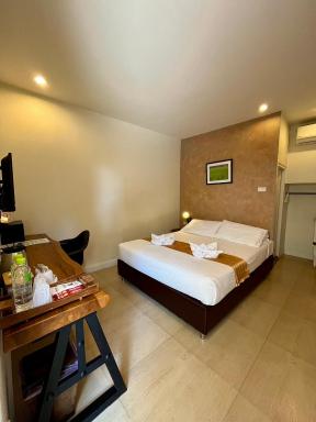UDEE Cozy Hotel - Hizvo