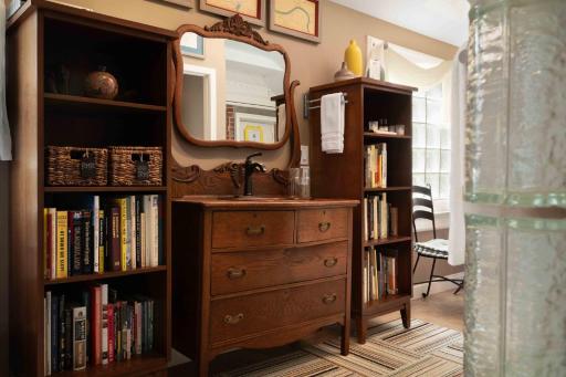 Main Street Inn - Housity