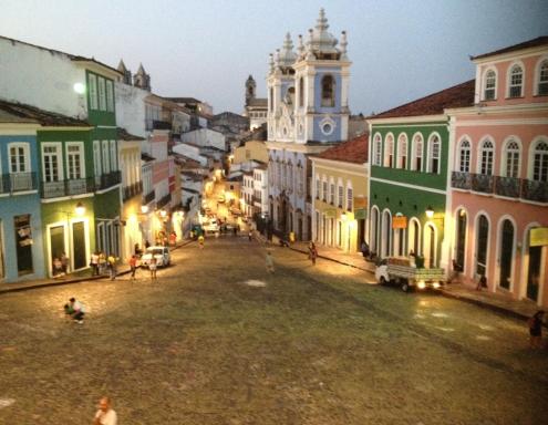 Perto do Pelourinho Quarto Arejado - Housity