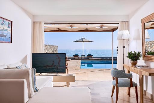 St. Nicolas Bay Resort Hotel & Villas - Housity