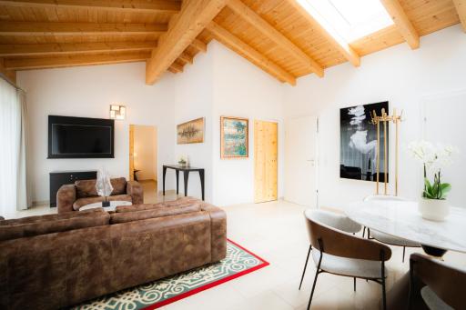 Edelmanns Villa Cara Suites - Housity
