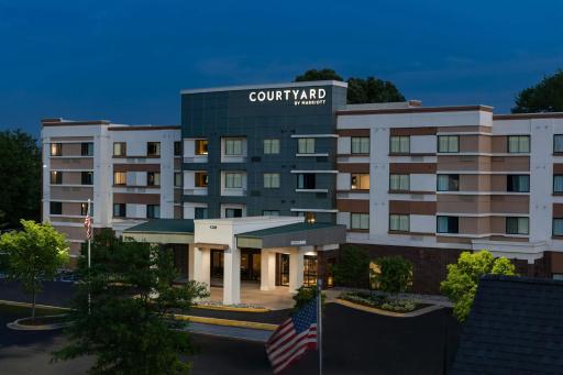 Courtyard Largo Medical Center Drive - Housity