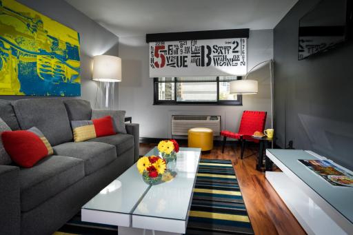 Staypineapple, Hotel FIVE, Downtown Seattle - Housity