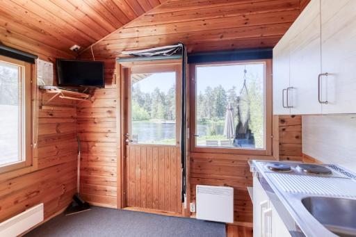 Pinetree Cottages Cabin with loft - Housity