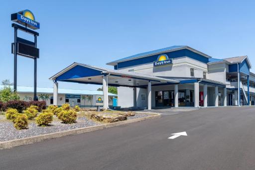 Days Inn by Wyndham Greeneville - Housity
