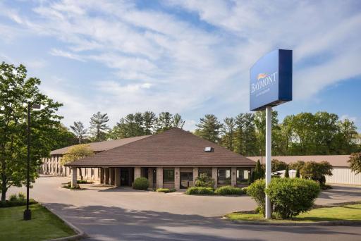 Baymont by Wyndham Logan - Housity