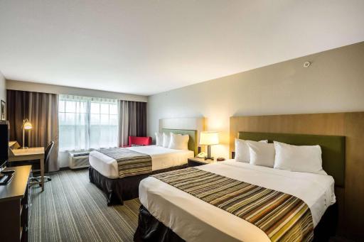 Country Inn & Suites by Radisson, Fond du Lac, WI - Housity