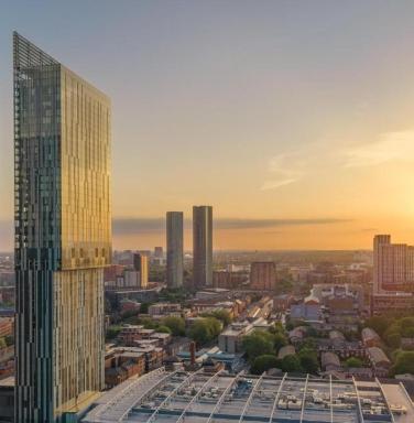 Hilton Manchester Deansgate - Housity