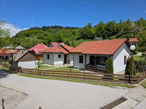 Apartmani LUX - Housity