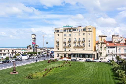 Hotel President - Housity