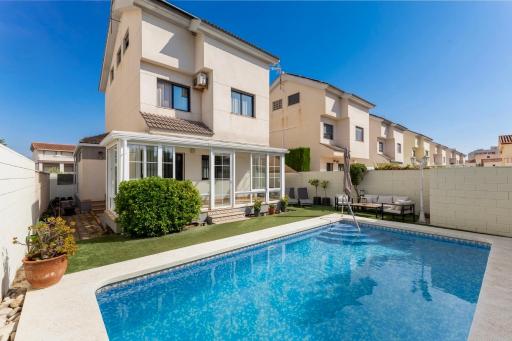 Duna Blanca House - Piscina privada - 450m de la playa - Housity