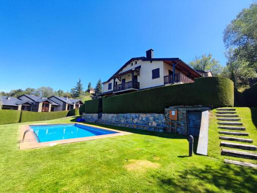 Apartamento con piscina en Osseja - Housity