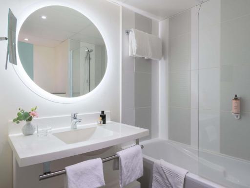 Mercure Paris Porte De Versailles Expo - Housity