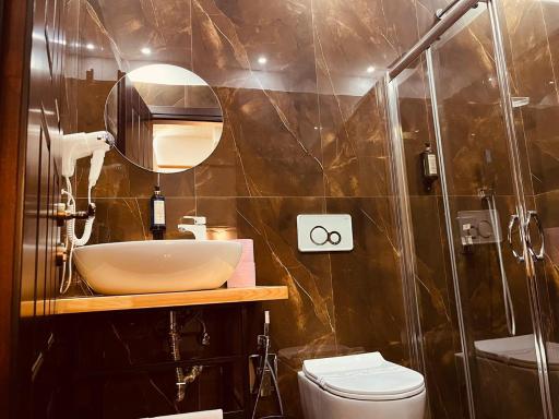 Comfort Hotel - Housity