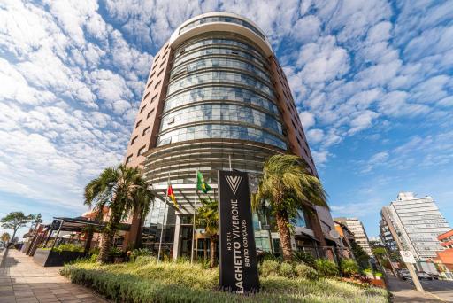 Hotel Laghetto Bento - Housity