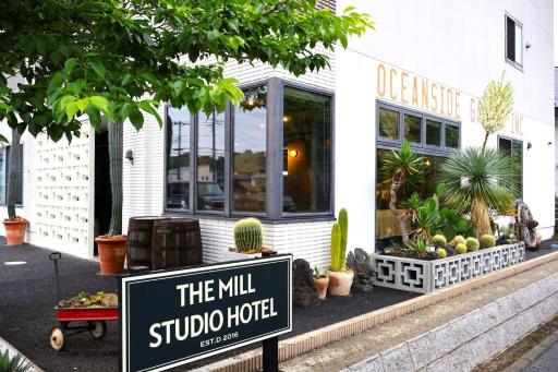 THE MILL STUDIO HOTEL 翌13時out 元撮影スタジオで暮らす1日1組限定の宿 - Housity
