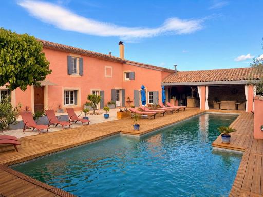 Le Mas de Gleyzes - Charme Authentique & Détente avec Piscine - Housity