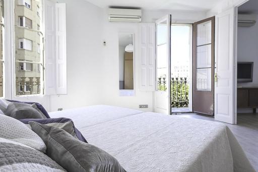 Barcelona Home - Aldana Apartment 073 - Housity
