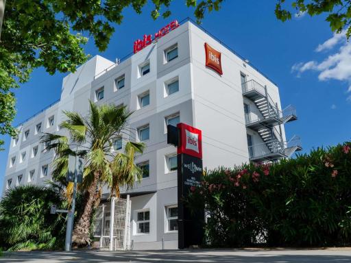 Ibis Barcelona Castelldefels - Housity