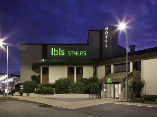 ibis Styles Niort Poitou Charentes - Housity