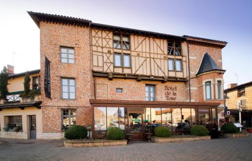 Hôtel de la Tour - Housity