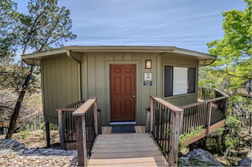 Lakefront Bungalow With Community Poolhot Tub #3 - Housity
