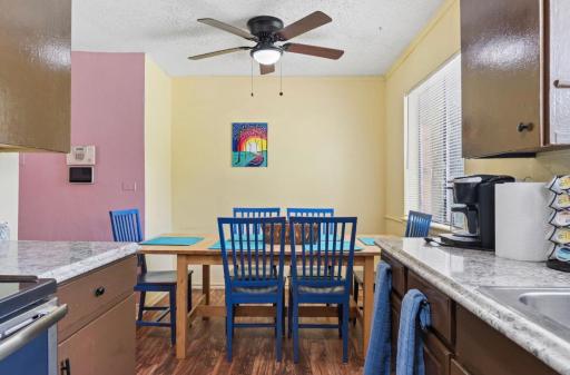 New! Fun just 20 min from Dallas 3-BRM Home - Housity