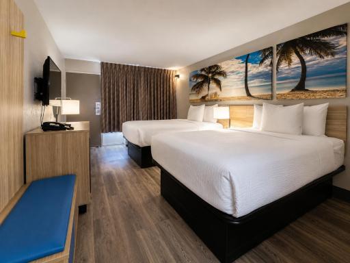 Days Inn by Wyndham Fort Myers - Housity
