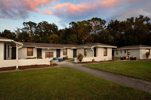 Travel Inn of Titusville - Housity