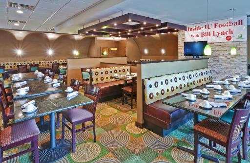 Holiday Inn Bloomington-University Area, an IHG Hotel - Housity