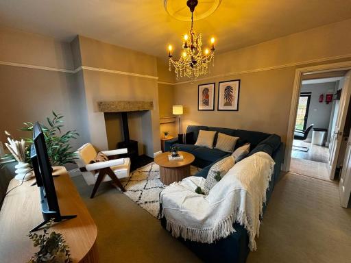 Elegant 3 Bed Townhouse in Otley - Sleeps 6 - Housity